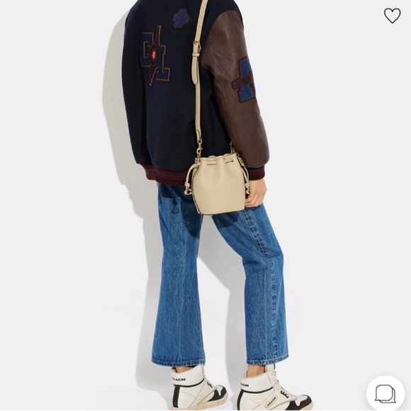 ❌SOLD!!!❌ Coach Camila drawstring glovetan leather bucket bag - Picture 9 of 9